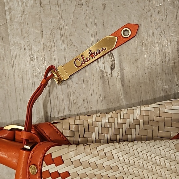 💕COLE HAAN💕 Genevieve Woven Weave Triangle Tote ~ Orange & Ivory NWOT - Picture 9 of 14